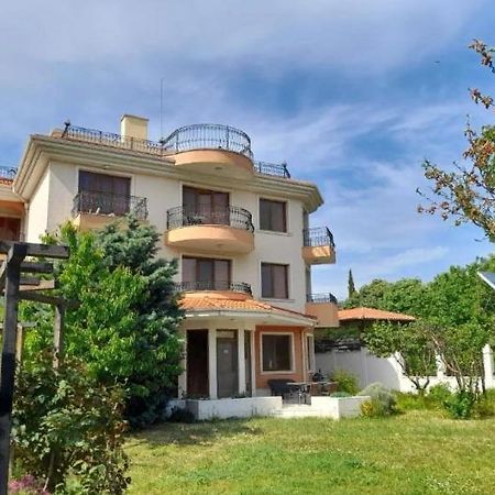 Villa B&B ヴァルナ エクステリア 写真